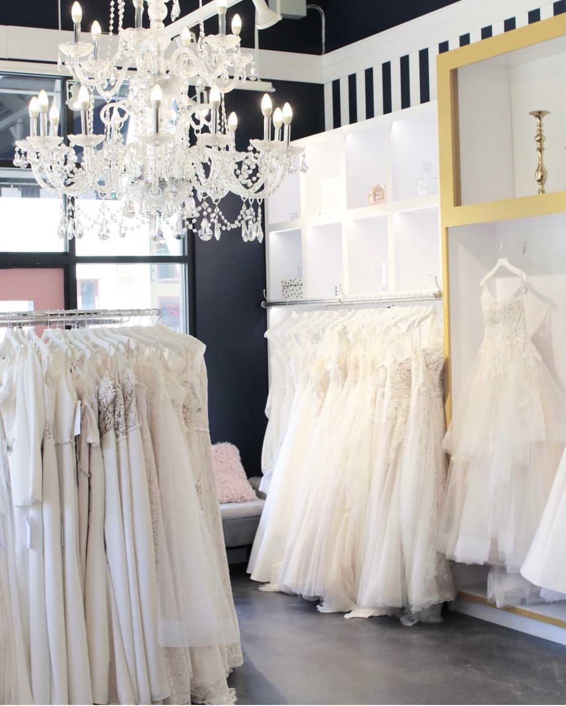 jans bridal shop